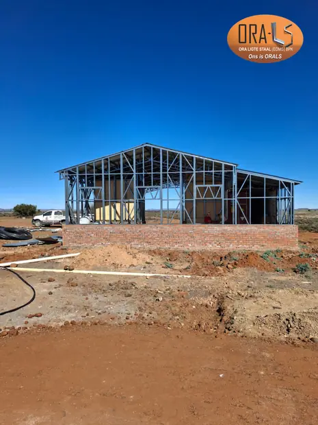 Warehouse stoor agricultural using ORALS-supplied structural systems and materials