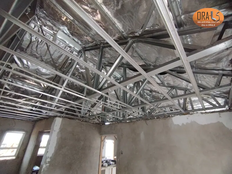 Residential roof structure using ORALS-supplied structural systems and materials