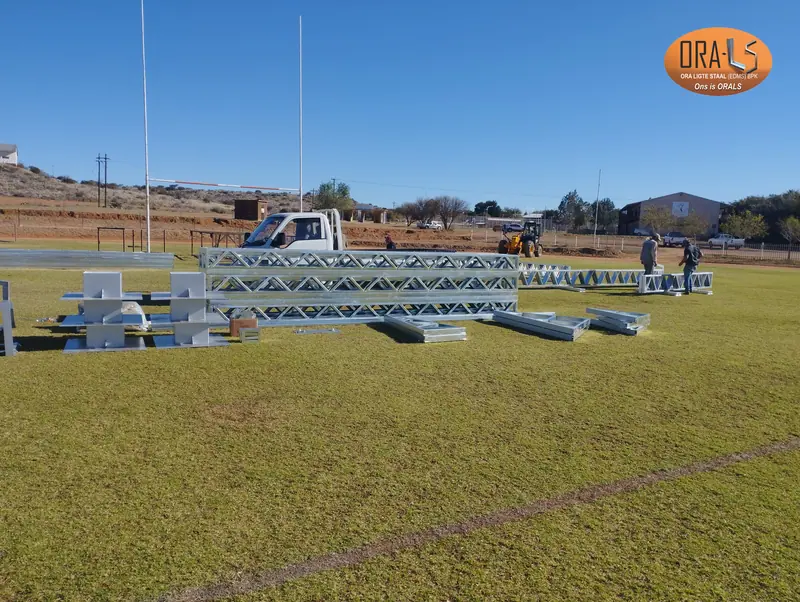 Stage event using ORALS-supplied structural systems and materials