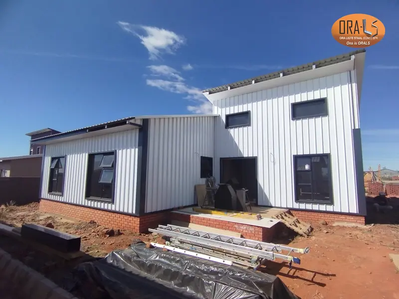 House project using ORALS-supplied structural systems and materials