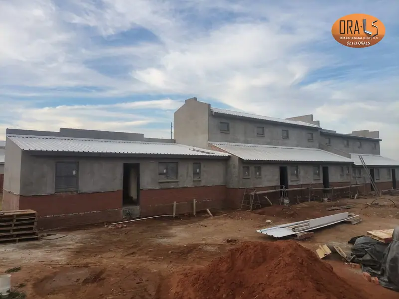 Building roof structure using ORALS-supplied structural systems and materials
